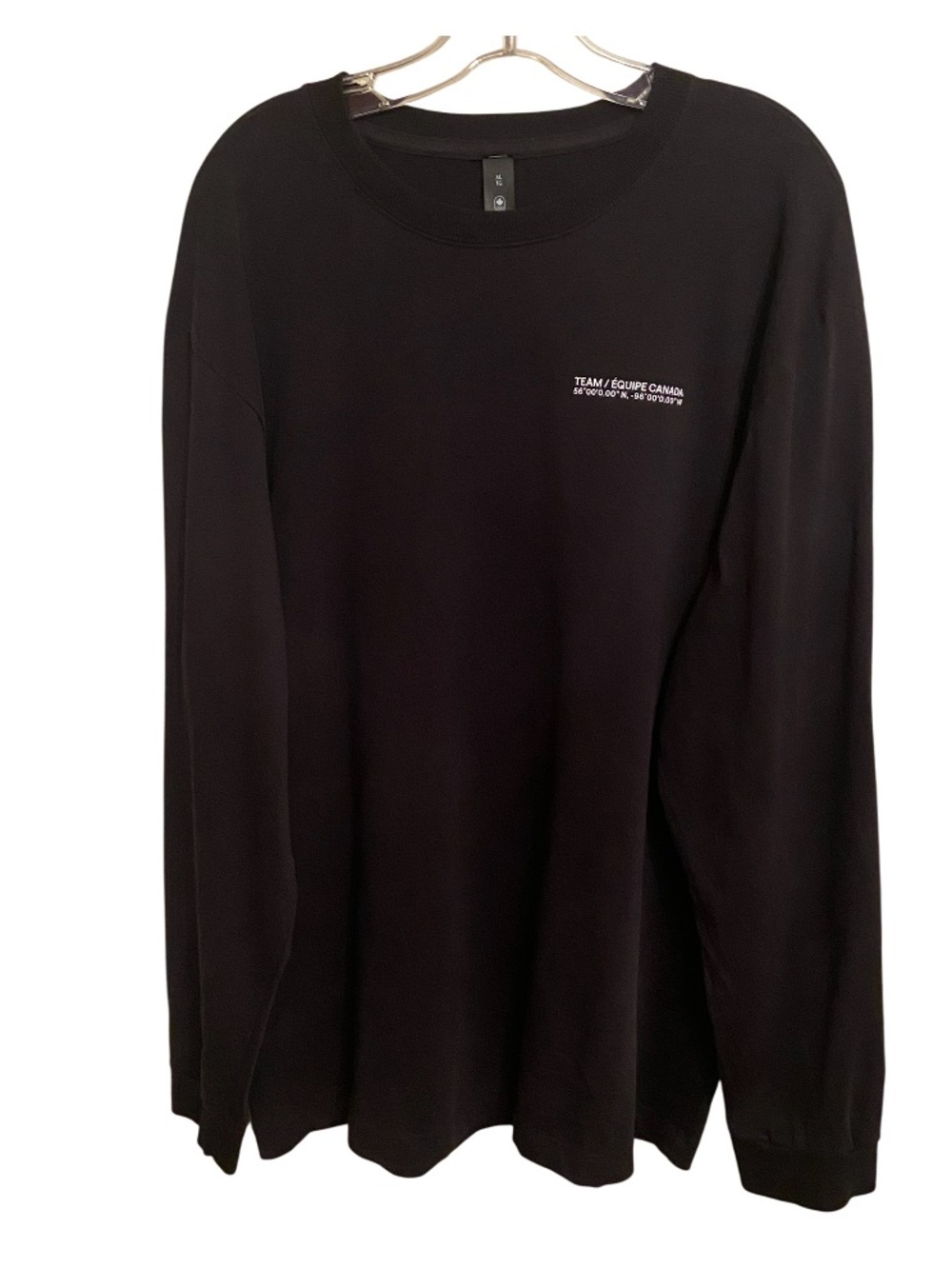 lululemon Team Canada Long Sleeve Shirt XL Black Maple Leaf